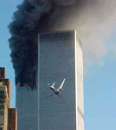 [il secondo jet contro il WTC]