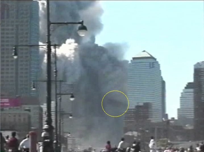 crollo torre nord - espansione detriti