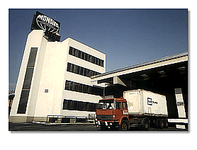 foto edificio Monava