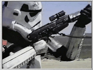 fotogramma da Troops
